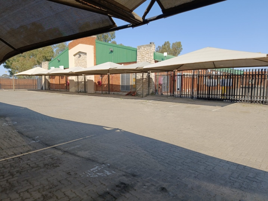 To Let commercial Property for Rent in Oos Einde Free State